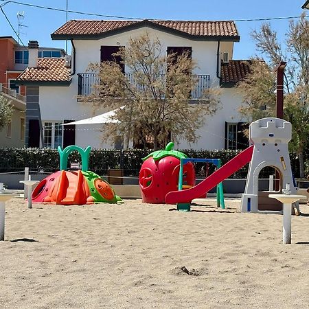 Villa Dolcevita Bellaria-Igea Marina Luaran gambar