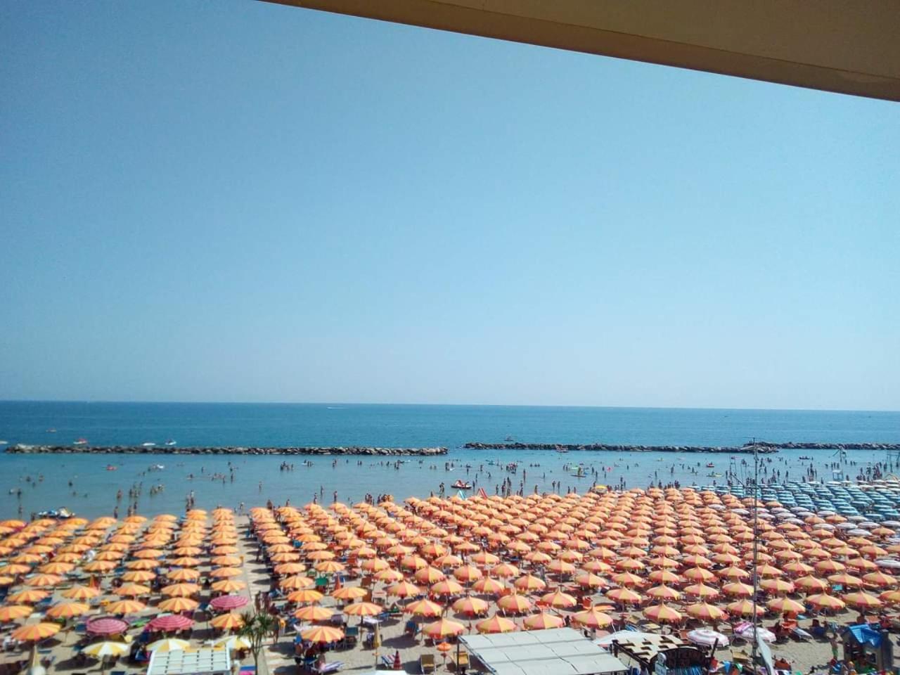 Villa Dolcevita Bellaria-Igea Marina Luaran gambar