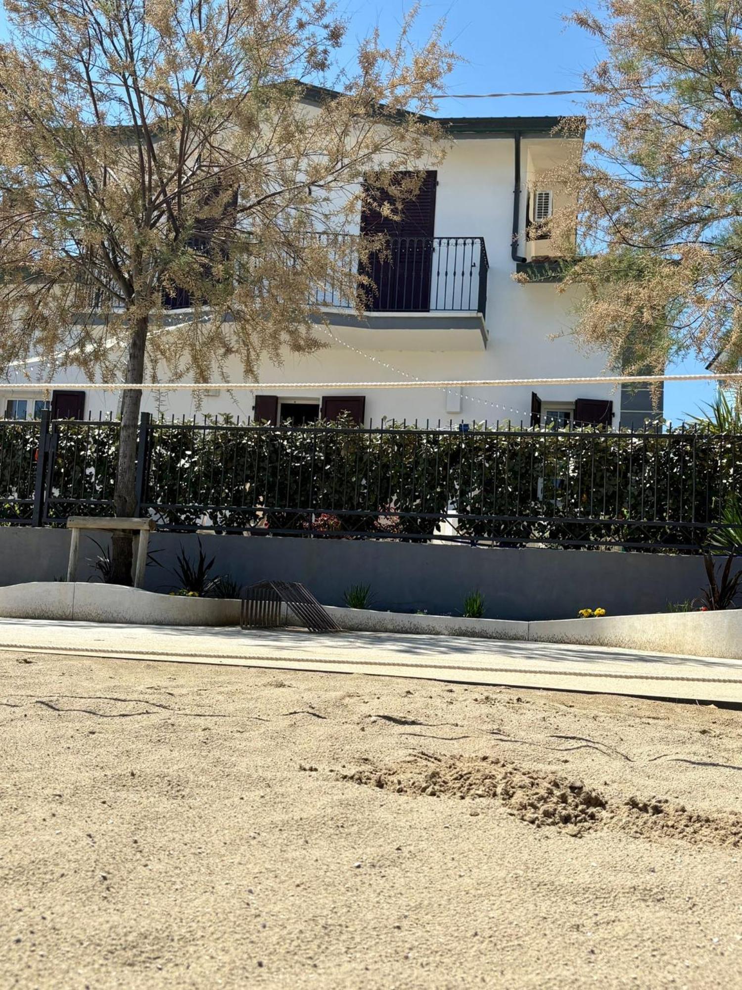 Villa Dolcevita Bellaria-Igea Marina Luaran gambar