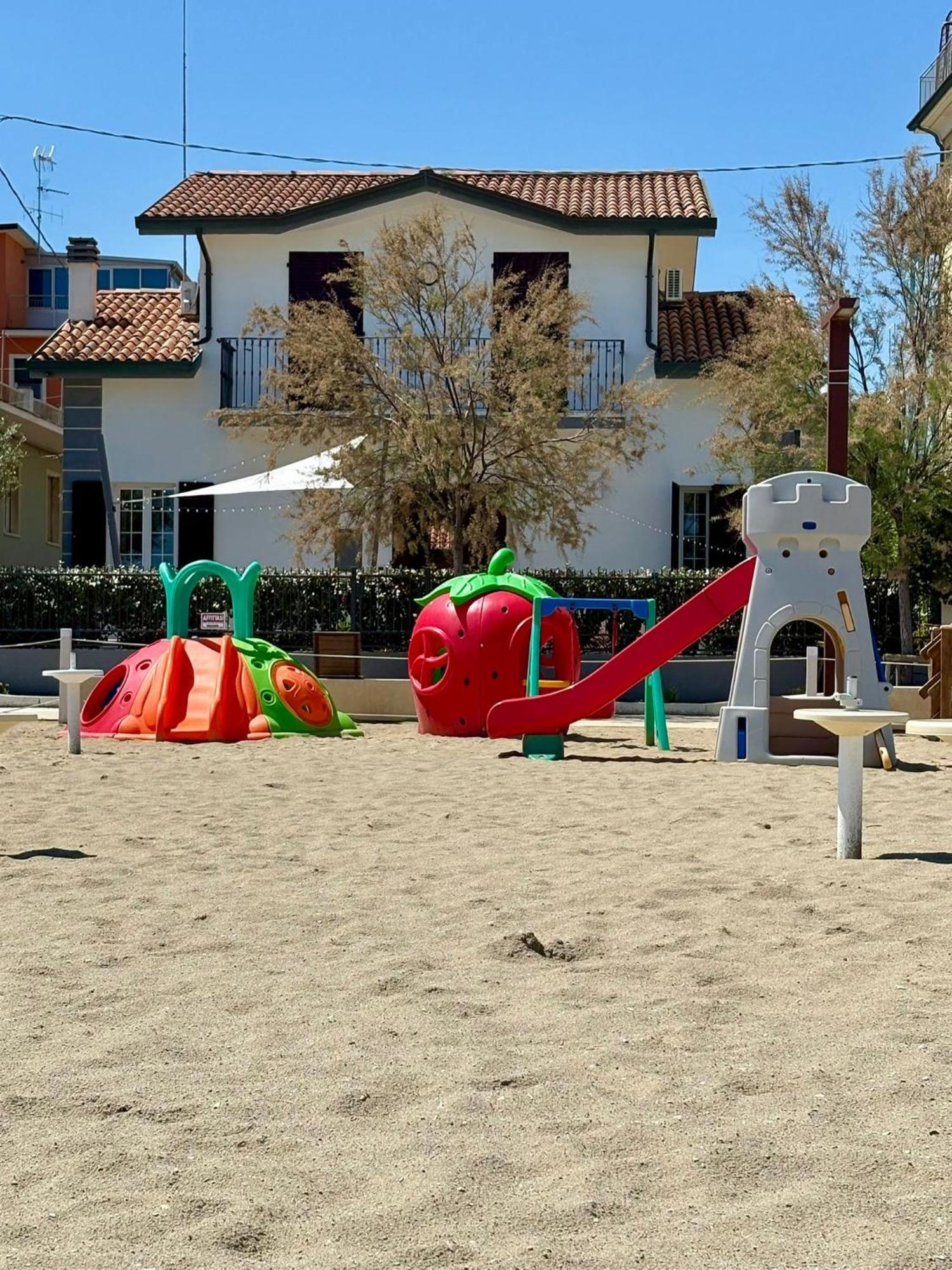 Villa Dolcevita Bellaria-Igea Marina Luaran gambar