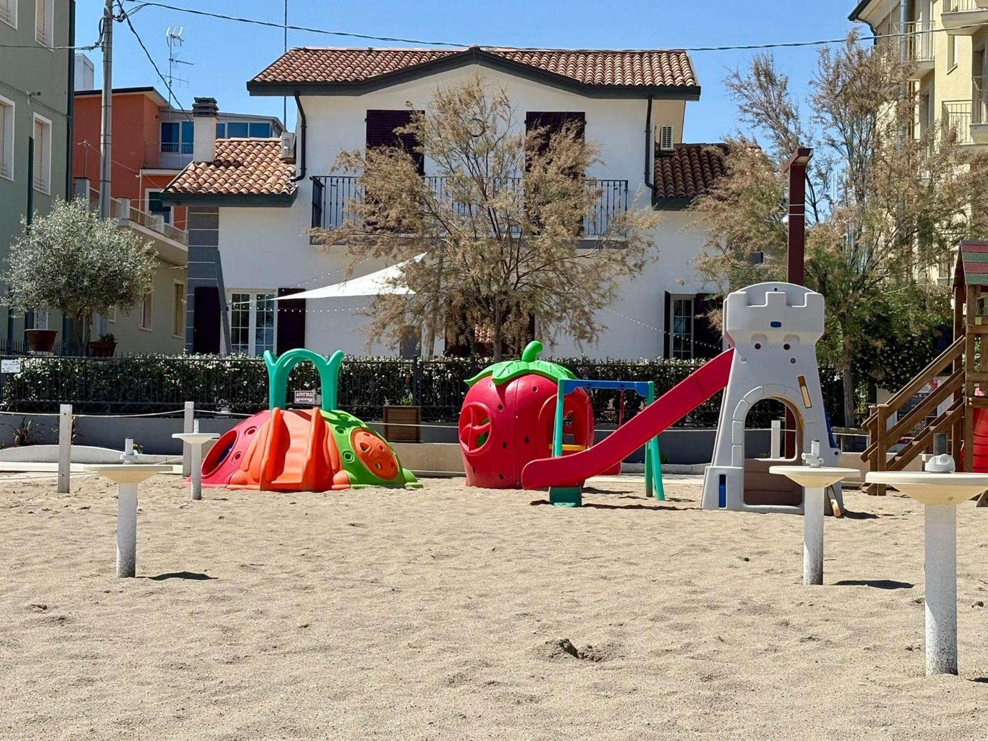 Villa Dolcevita Bellaria-Igea Marina Luaran gambar